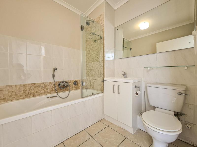 To Let 2 Bedroom Property for Rent in Hout Bay Western Cape